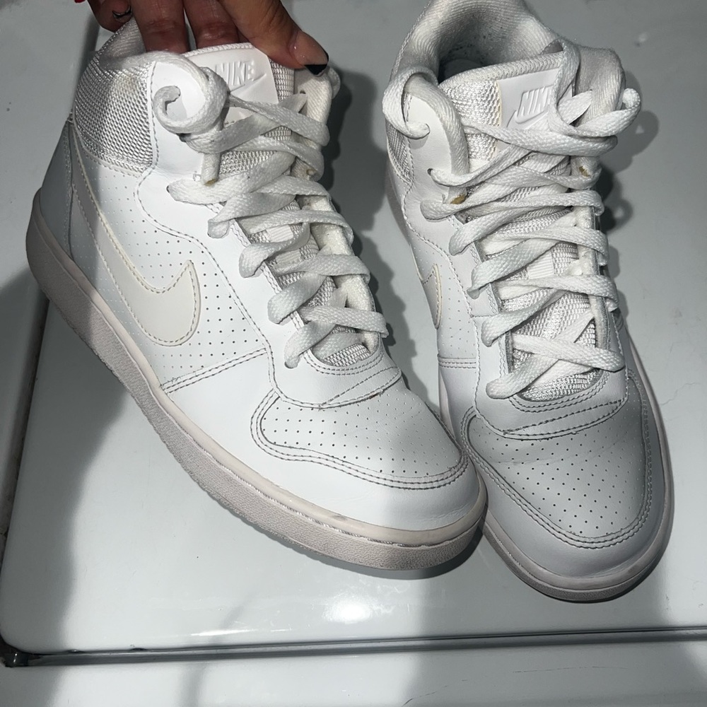 Nike Shoes High Top- Size 6y
